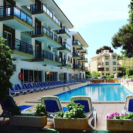 Guya Wave Hotel (Adults Only) Cala Ratjada  Exterior foto