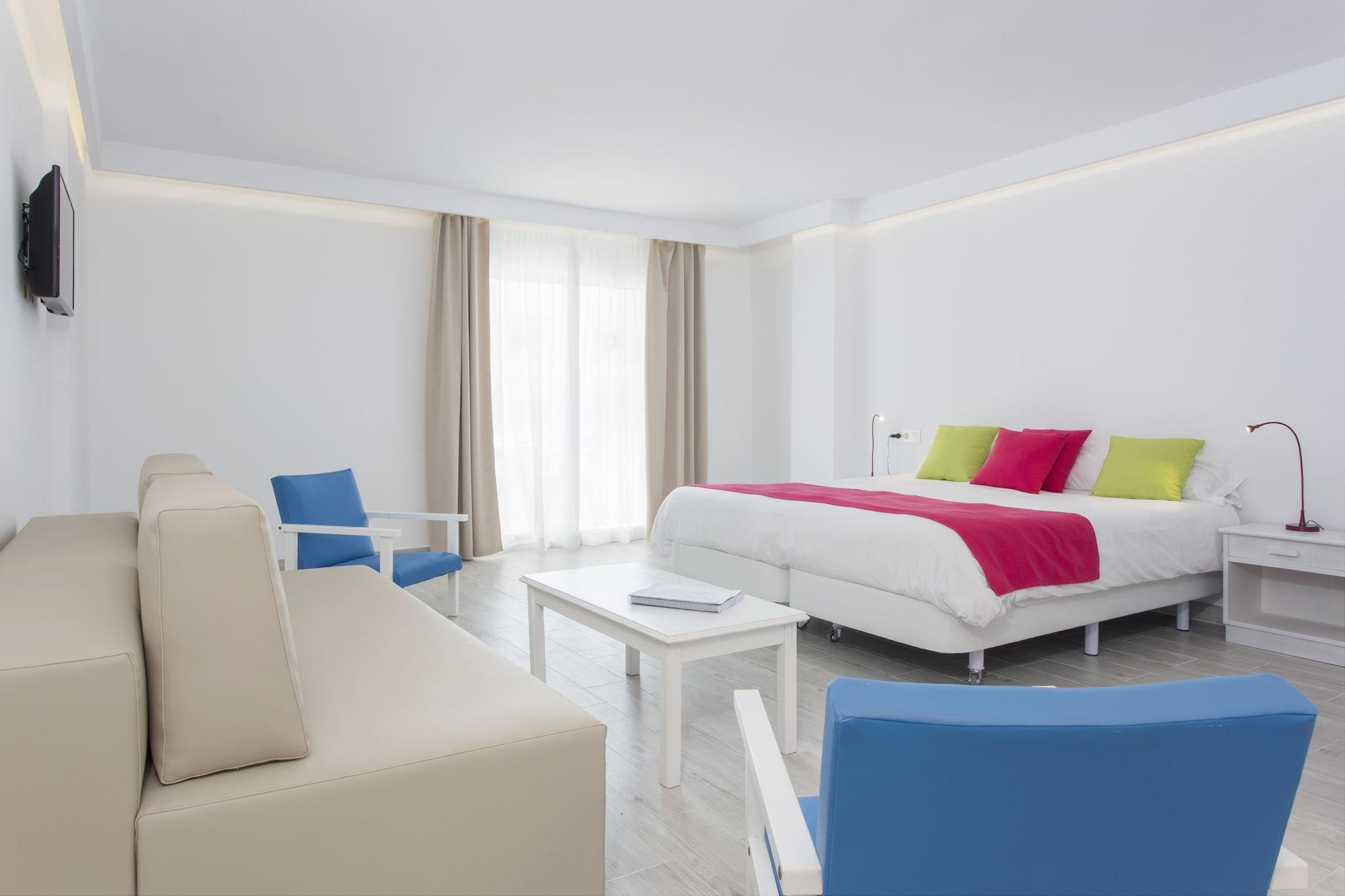 Guya Wave Hotel (Adults Only) Cala Ratjada  Exterior foto