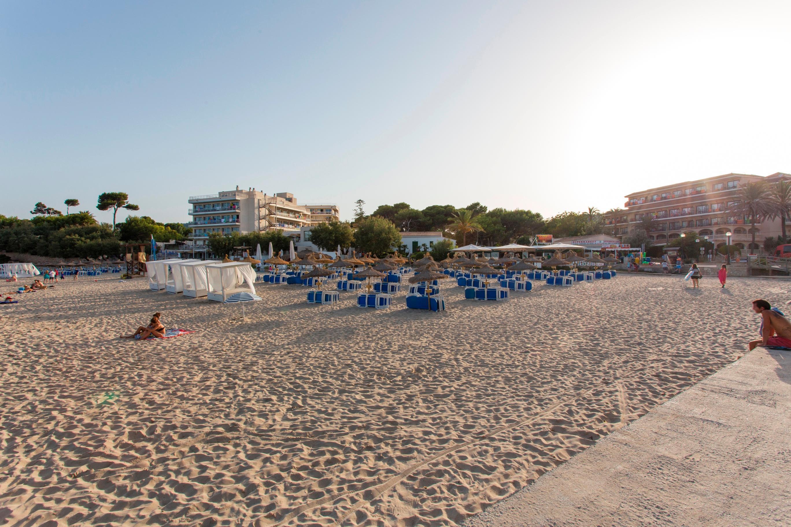 Guya Wave Hotel (Adults Only) Cala Ratjada  Exterior foto