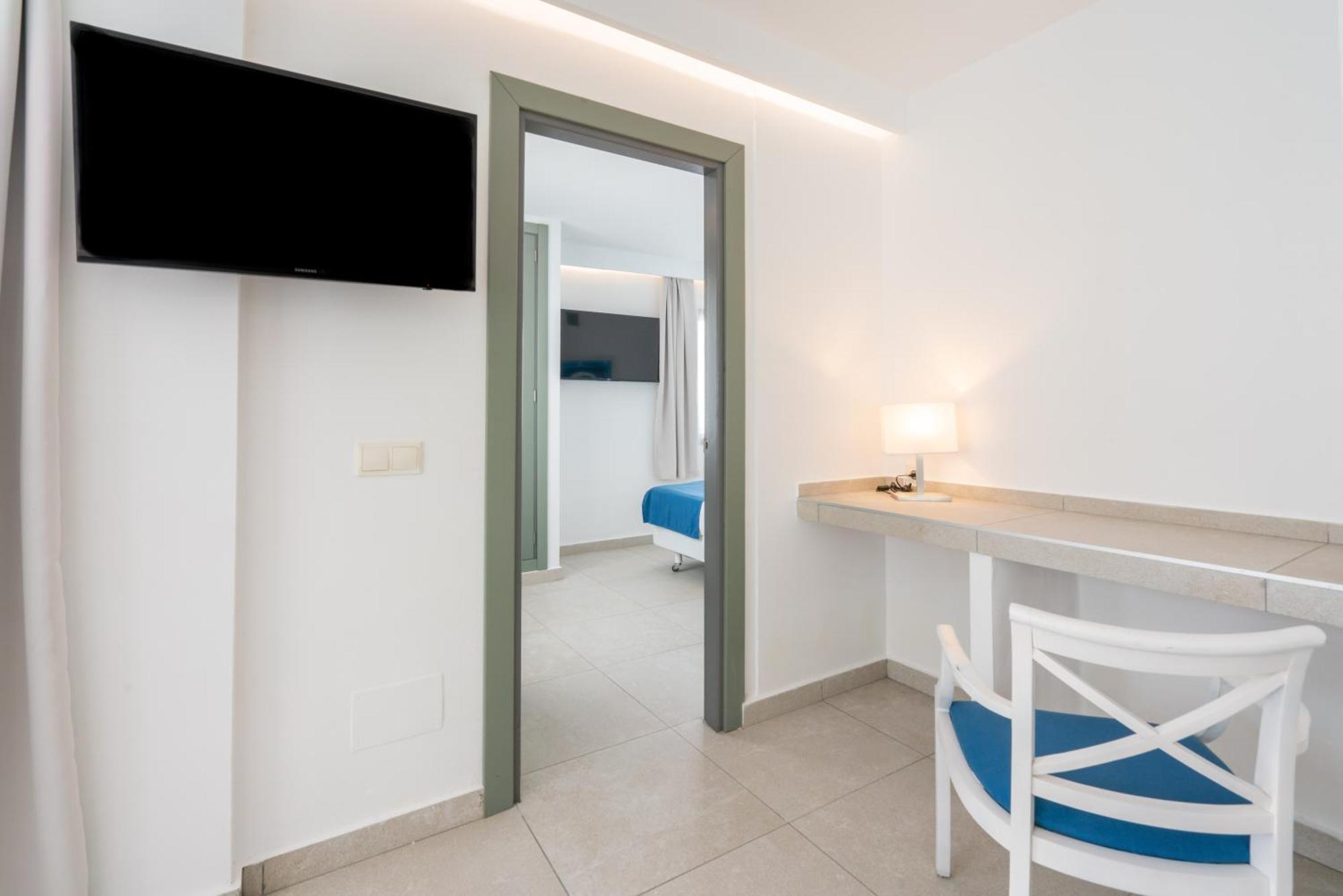 Guya Wave Hotel (Adults Only) Cala Ratjada  Exterior foto