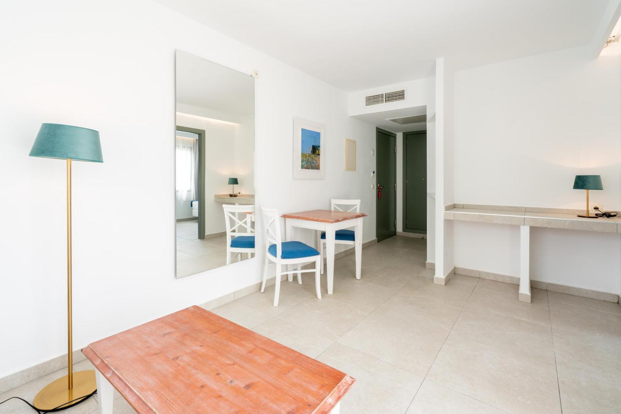 Guya Wave Hotel (Adults Only) Cala Ratjada  Exterior foto